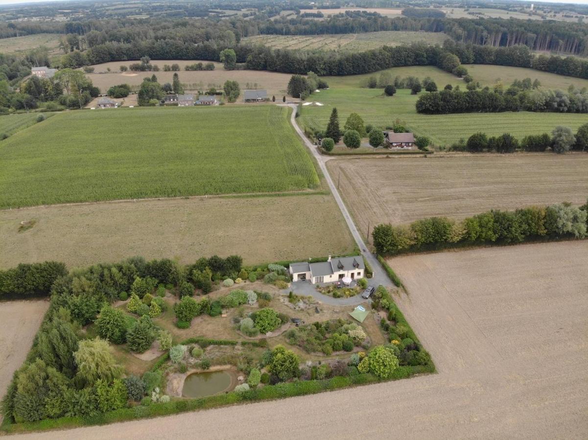 Gîte La Grenouillère Esqueheries Extérieur photo