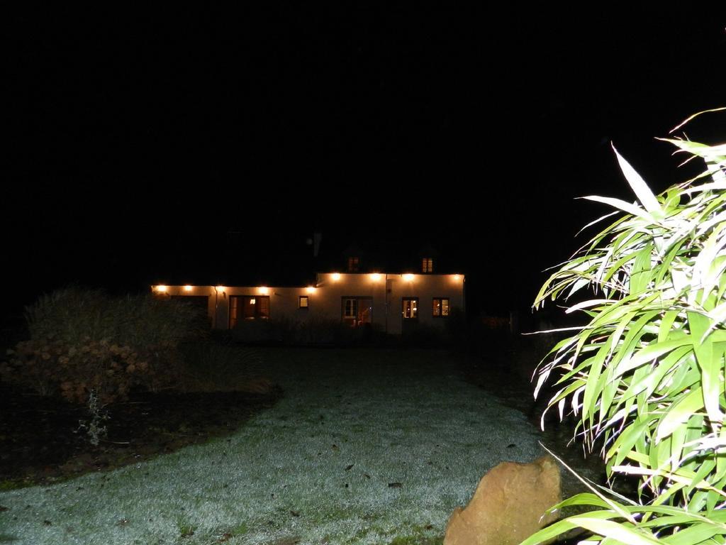 Gîte La Grenouillère Esqueheries Extérieur photo