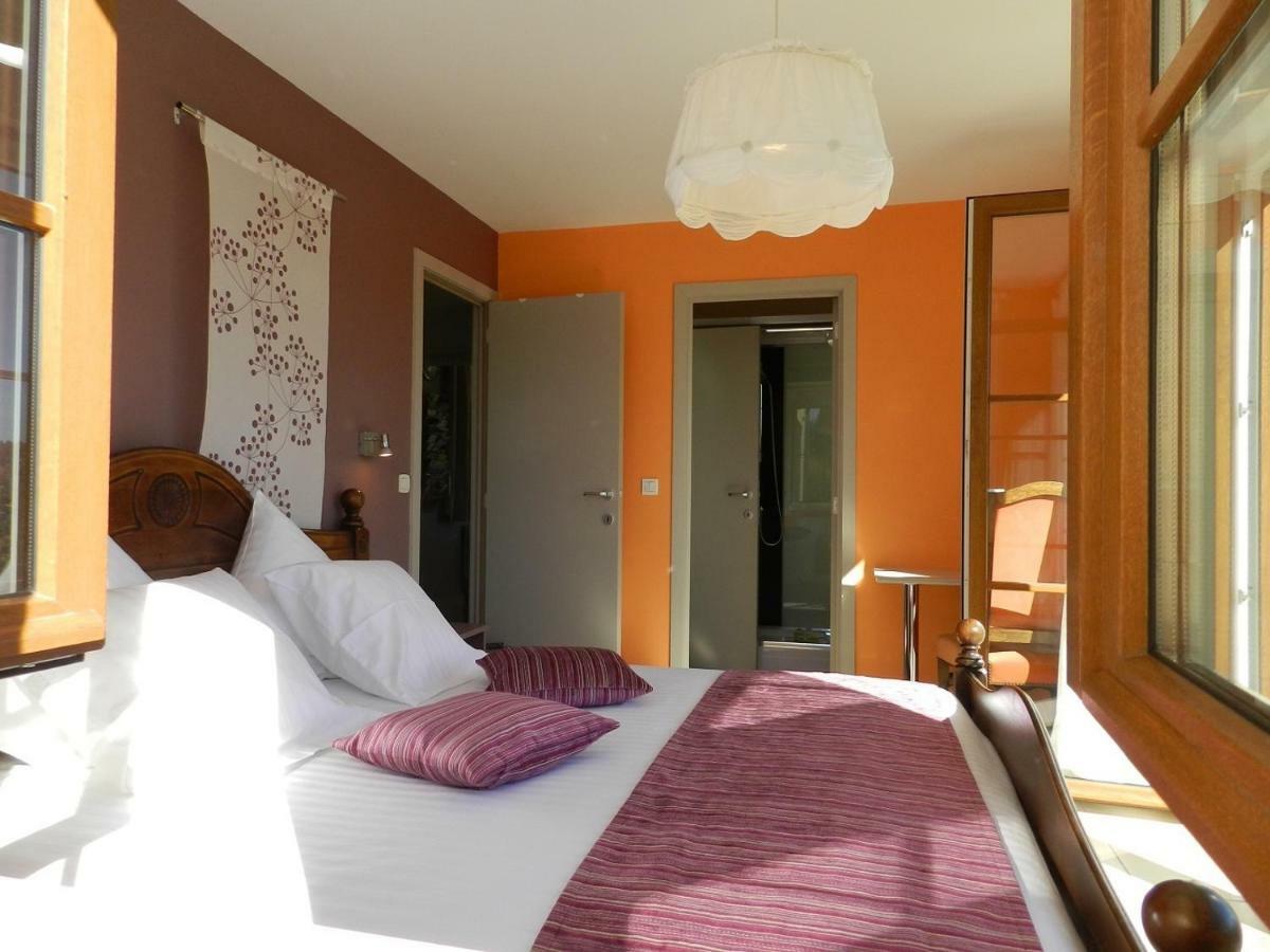 Gîte La Grenouillère Esqueheries Extérieur photo