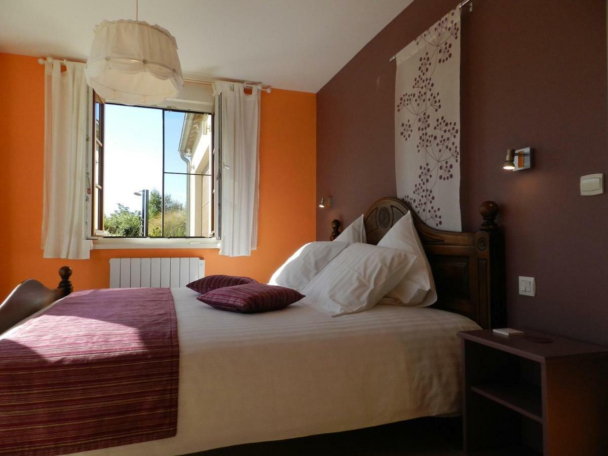Gîte La Grenouillère Esqueheries Extérieur photo